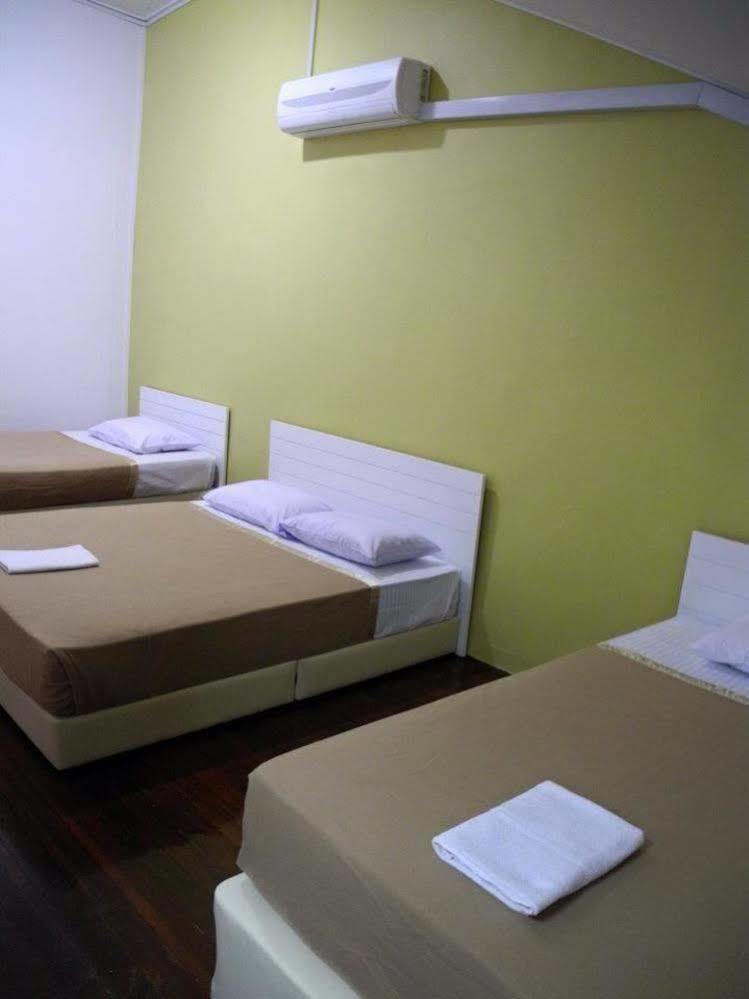 Voyage Cottage Lodge Malacca Exterior foto